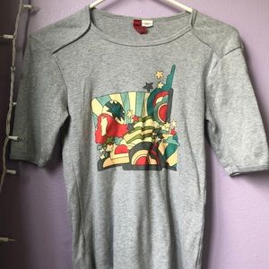 Indie-design grey top with quarter length sleeves